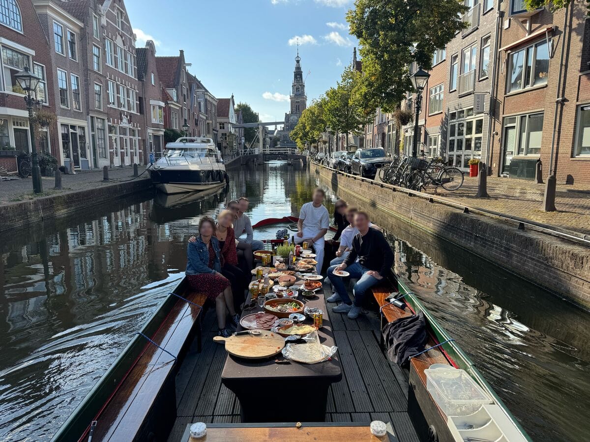 Varen door de historische grachten van Alkmaar